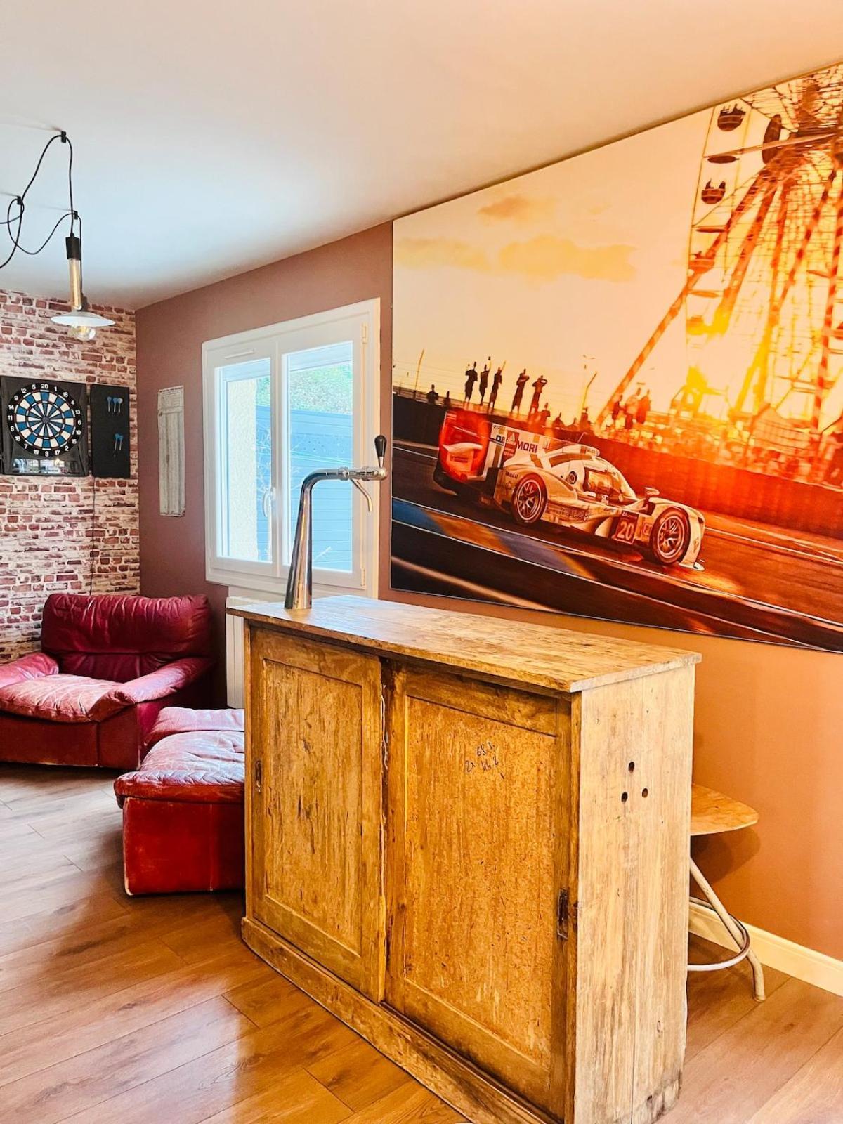Man Cave Villa Le Mans Dış mekan fotoğraf